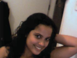 Date this voluptuous Brazil girl Anna from Recife BR7309