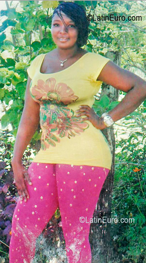 Date this athletic Jamaica girl Tashi from St Mary JM902