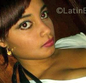 Date this young Dominican Republic girl Damara from Santo Domingo DO13127