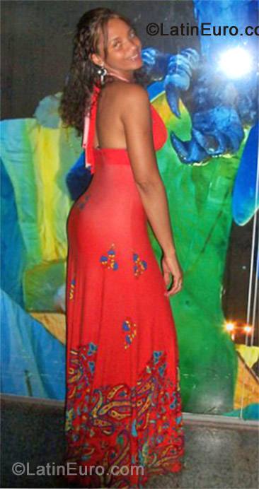 Date this pretty Brazil girl Rita from Salvador BR7290