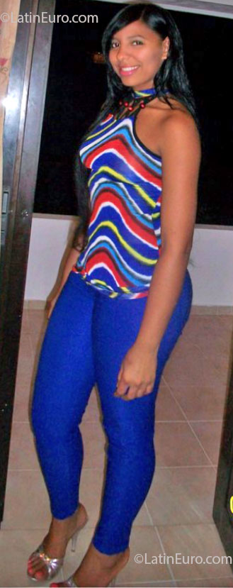 Date this athletic Dominican Republic girl Andreina01 from San Pedro De Macoris DO13642