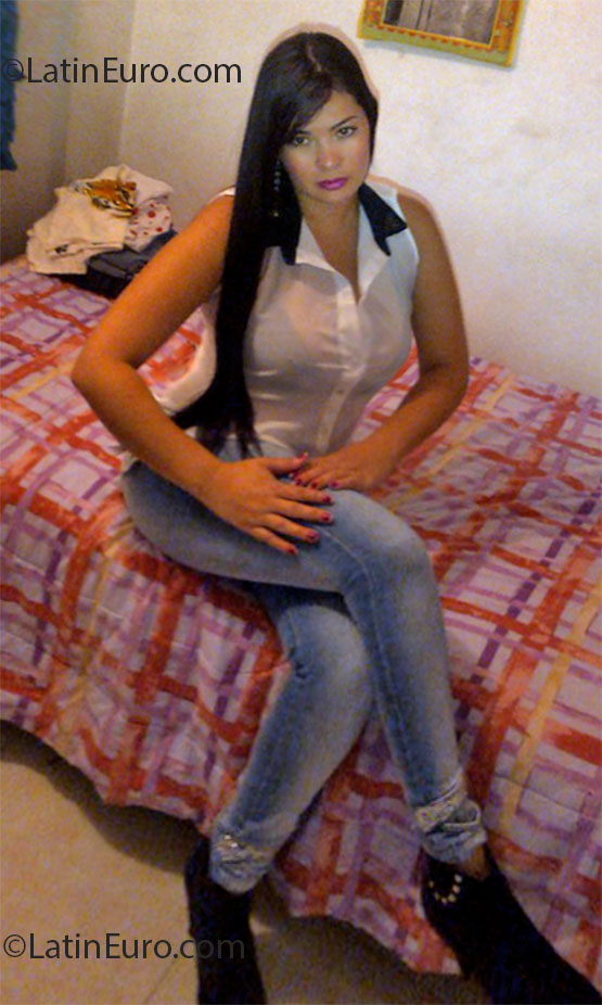 Date this delightful Colombia girl Melisa salazar from Medellin CO14618
