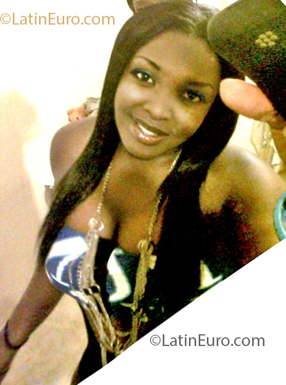 Date this fun Jamaica girl Anne from Kingston JM2353