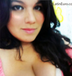 Date this sultry Brazil girl Debora from Sapucaia Do Sul BR7425