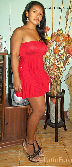 Date this sensual Colombia girl Jovana from Candelaria CO12145