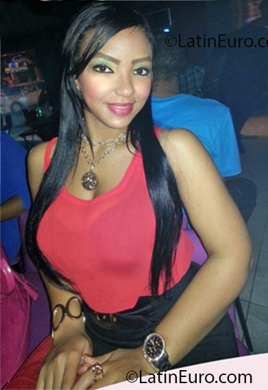 Date this georgeous Dominican Republic girl Jeritzy from Puerto Plata DO14492
