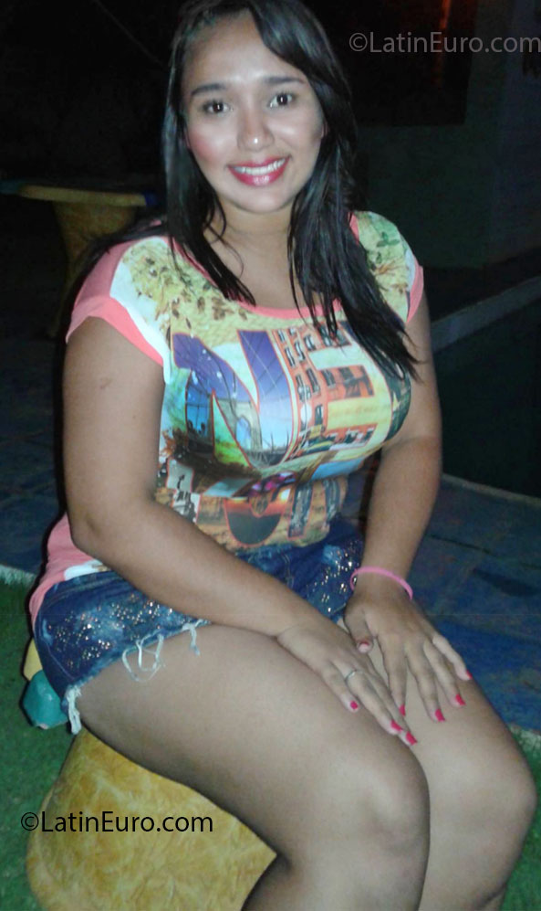 Date this pretty Brazil girl Prisciane from Fortaleza BR7516