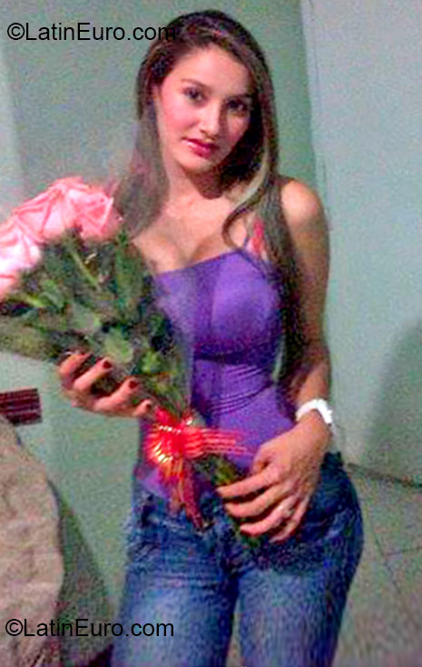 Date this fun Colombia girl Karen from Neiva CO12334