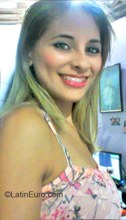 Date this cute Brazil girl Vagni from Fortaleza BR9500