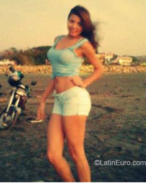 Date this cute Colombia girl Jezi from Barranquilla CO12618