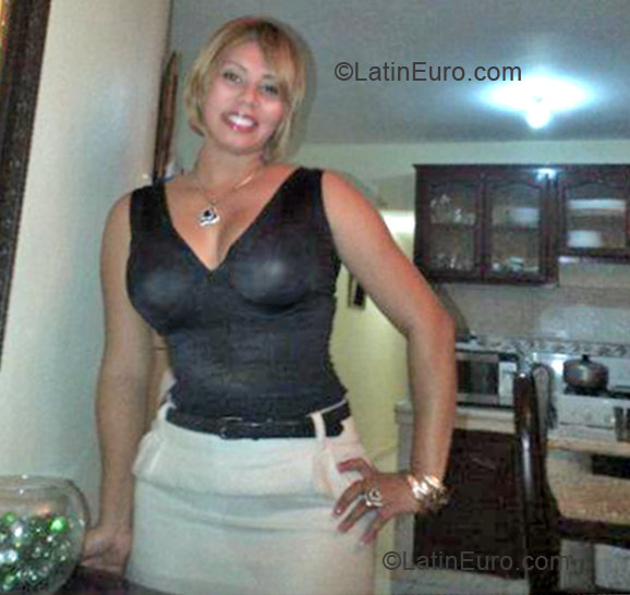 Date this young Dominican Republic girl Jammy from Santo Domingo DO15464