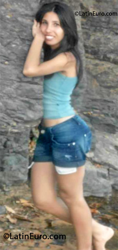 Date this tall Brazil girl Adriana from Goiania BR7795