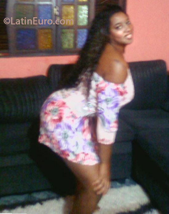 Date this charming Brazil girl Karina from Vitoria BR7802