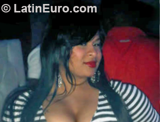 Date this sultry Dominican Republic girl Yeraldi from San Pedro De Macoris DO15827