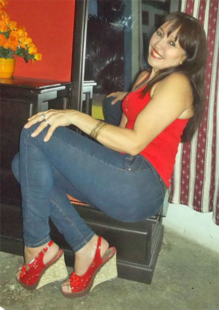 Date this beautiful Colombia girl Yamile avilez from Monteria CO13054