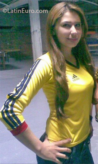 Date this athletic Colombia girl Karoll from Bogota CO13160