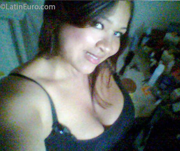 Date this hot Dominican Republic girl BIANELES from Santiago DO16464