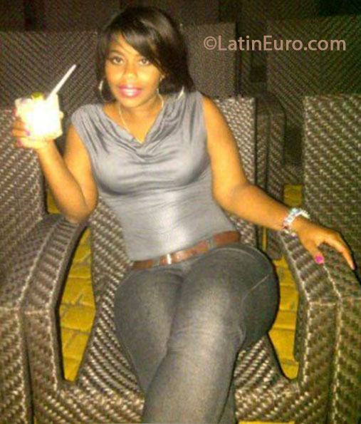Date this georgeous Dominican Republic girl Yocira from Santo Domingo DO16559