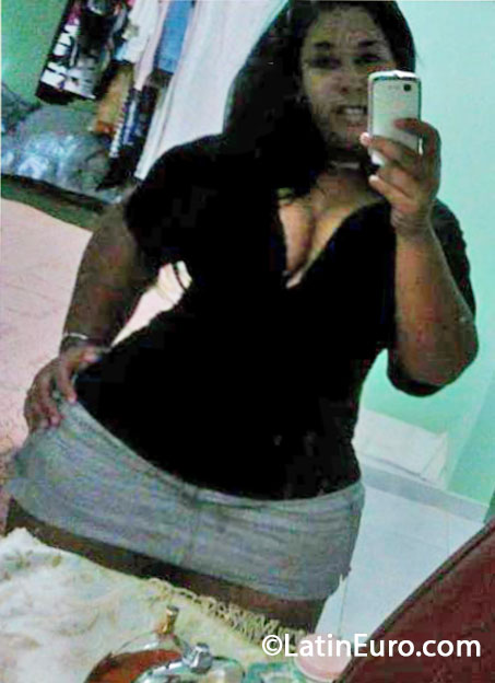 Date this voluptuous Dominican Republic girl Jenniffer from Puerto Plata DO19912