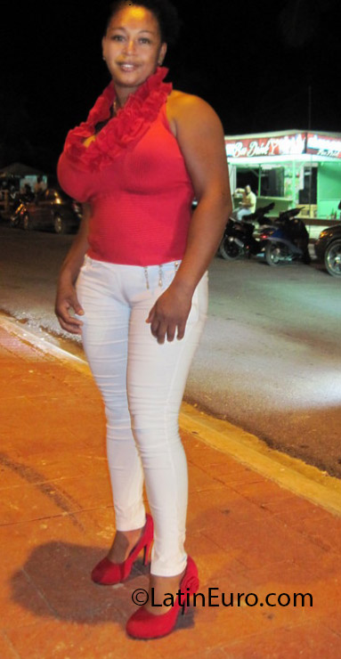 Date this sensual Dominican Republic girl Graciela from Republica Dominicana DO17091