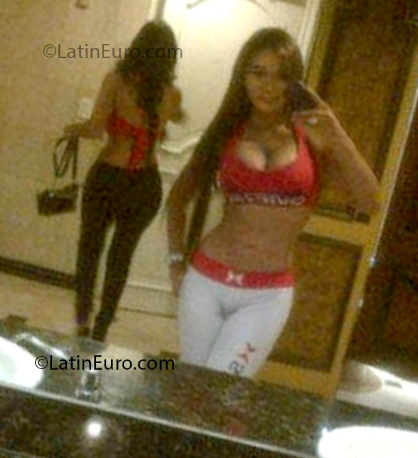 Date this gorgeous Ecuador girl Linda from Guayaquil EC161