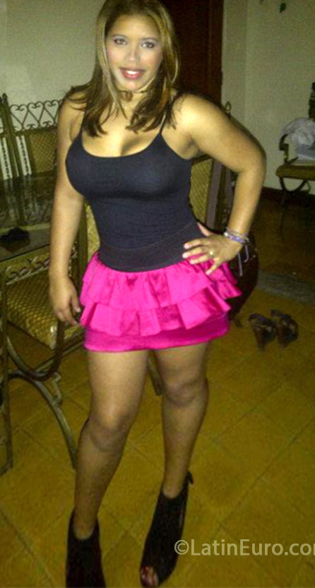 Date this good-looking Dominican Republic girl Dahiani from Santo Domingo DO18567