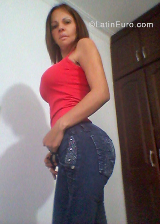 Date this stunning Colombia girl Adriana from Medellin CO14146