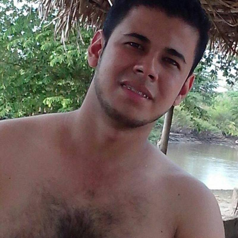 Date this funny Colombia man Santiago from Bucaramanga CO14273