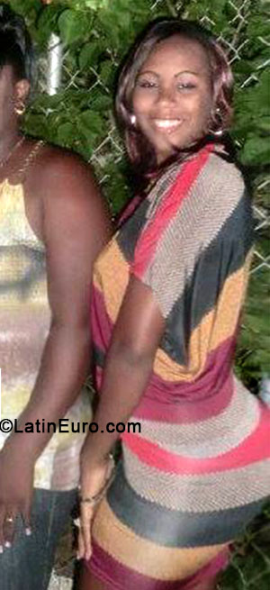 Date this beautiful Jamaica girl Kimberly from Kingston JM1352