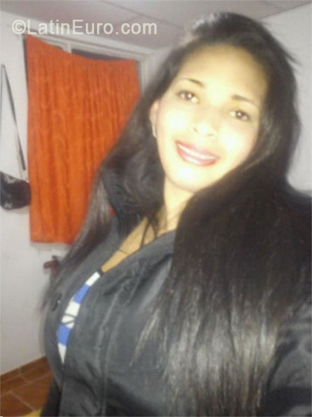 Date this exotic Colombia girl Lina from Bogota CO14438