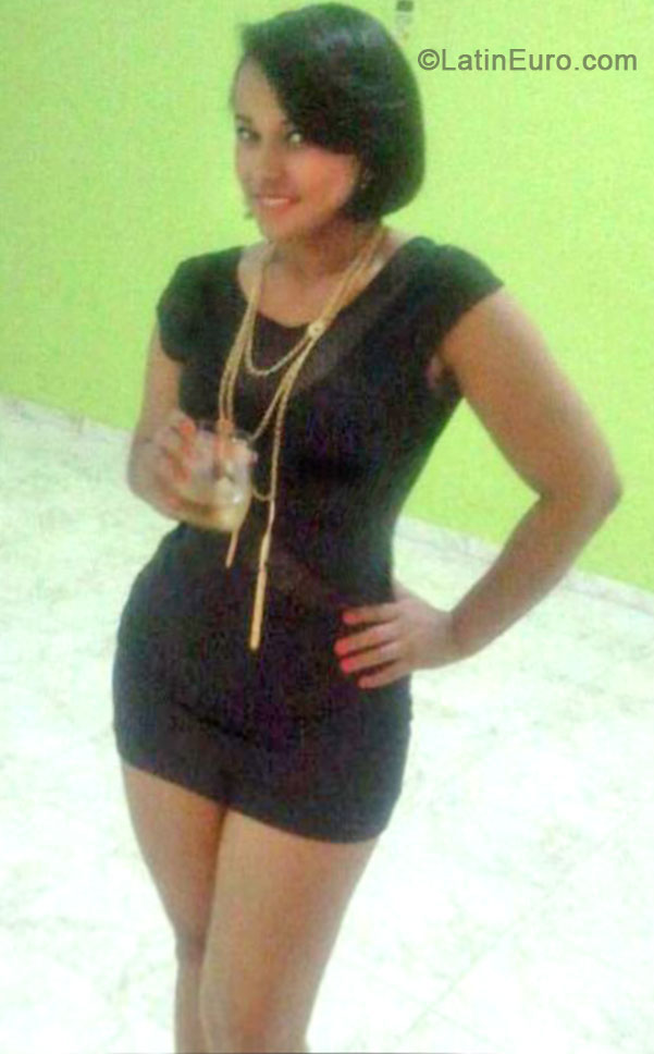 Date this funny Dominican Republic girl Jianny from Santiago DO17749