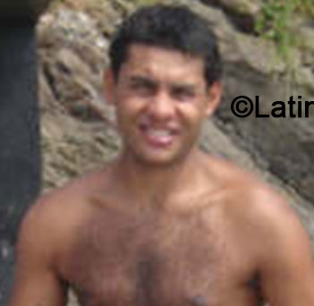 Date this beautiful Brazil man Lucas from Belo Horizonte BR8274