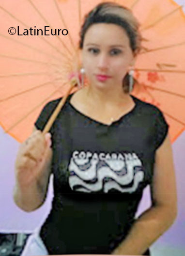 Date this beautiful Brazil girl Lyssandra from Macapa BR8331