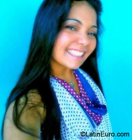 Date this charming Brazil girl  from Rio De Janeiro BR8358