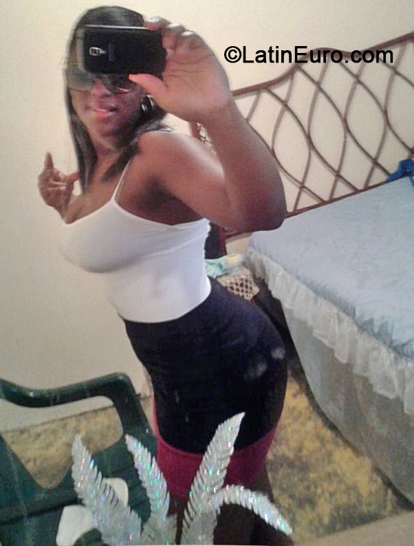 Date this good-looking Dominican Republic girl Katherine from La Romana DO18014