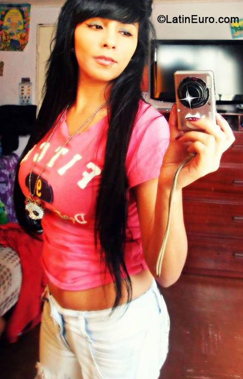 Date this athletic Colombia girl Cindy from Bogota CO14612