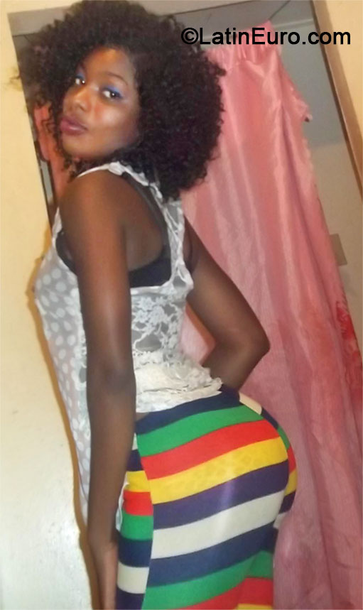 Date this passionate Jamaica girl Crystal from Kingston JM1470