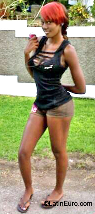 Date this cute Jamaica girl Sabrina from Port Antonio JM1493