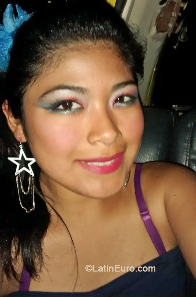 Date this beautiful Peru girl Aneli from Chiclayo PE879