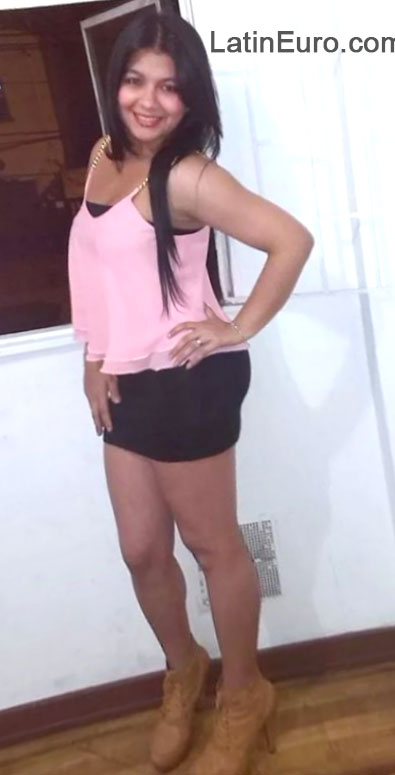Date this cute Colombia girl Sofia from Bogota CO14723