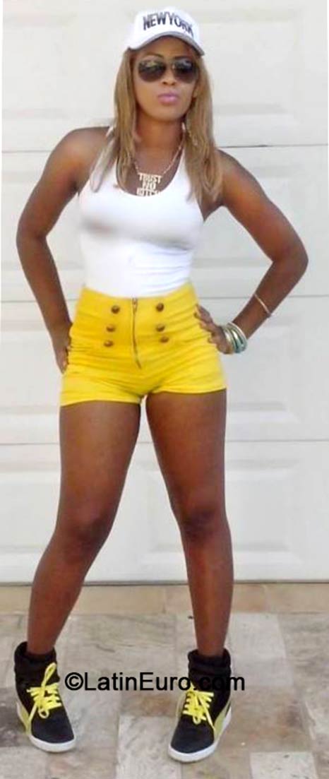 Date this young Jamaica girl Vanessa - Shere from St. Ann JM1522