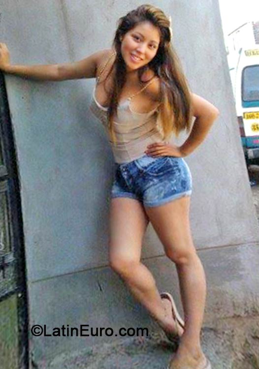 Date this good-looking Peru girl Anita from Lima PE891