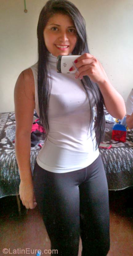 Date this tall Colombia girl Tania from Bogota CO14796