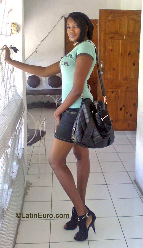 Date this tall Jamaica girl Venisha from Portmore JM1544