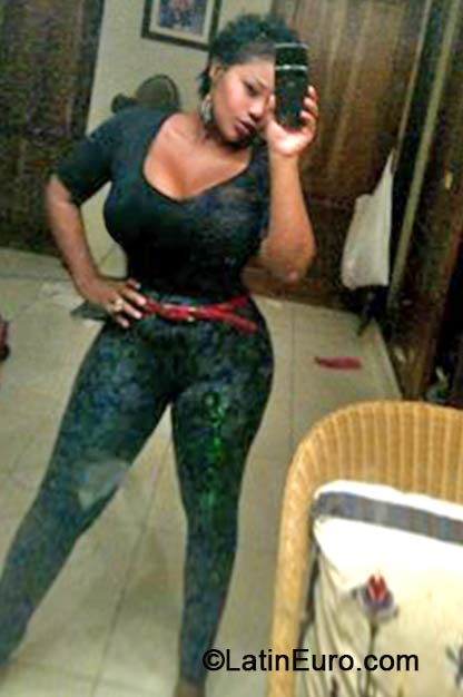 Date this exotic Dominican Republic girl Jairin from Santo Domingo DO18437