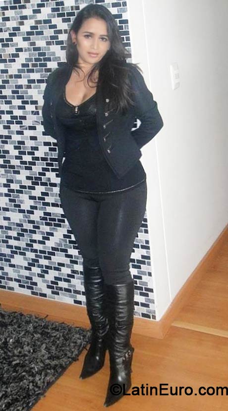 Date this lovely Colombia girl Ladypatric from Bogota CO14873