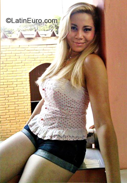 Date this hard body Brazil girl Daiane from Sao Paulo BR8696