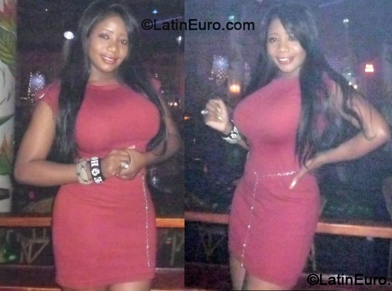 Date this young Dominican Republic girl Yesenia from Santo Domingo DO18616