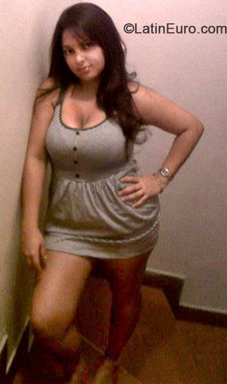 Date this funny Colombia girl Yulieth from Cali CO14973