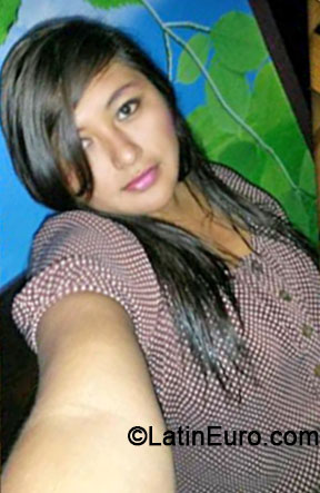Date this stunning Peru girl Helen from Lima PE939